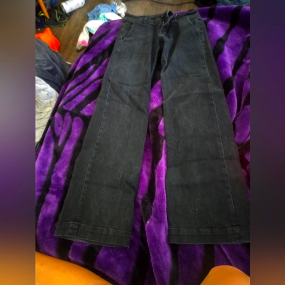 Low rise black boot cut jeans size 28